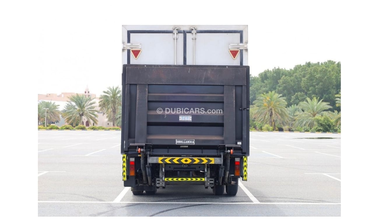 Mitsubishi Canter Short Chassis with Tail Lift | Excellent Condition | GCC Specs