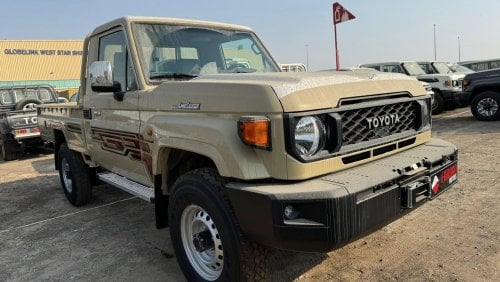 Toyota Land Cruiser 2024 LAND CRUISER GRJ79 4.0 V6 S-CAB AUTOMATIC DIFF LOCK **EXPORT ONLY**التصدير فقط خارج الخليج**