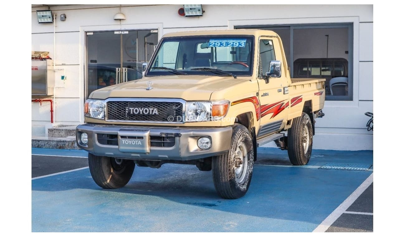 Toyota Land Cruiser Pick Up 2015 MODEL TOYOTA LAND CRUISER 79 SINGLE CAB PICKUP LX V6 4.0L PATROL 4WD