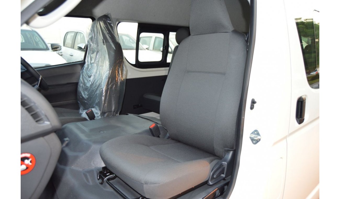 Toyota Hiace High Roof