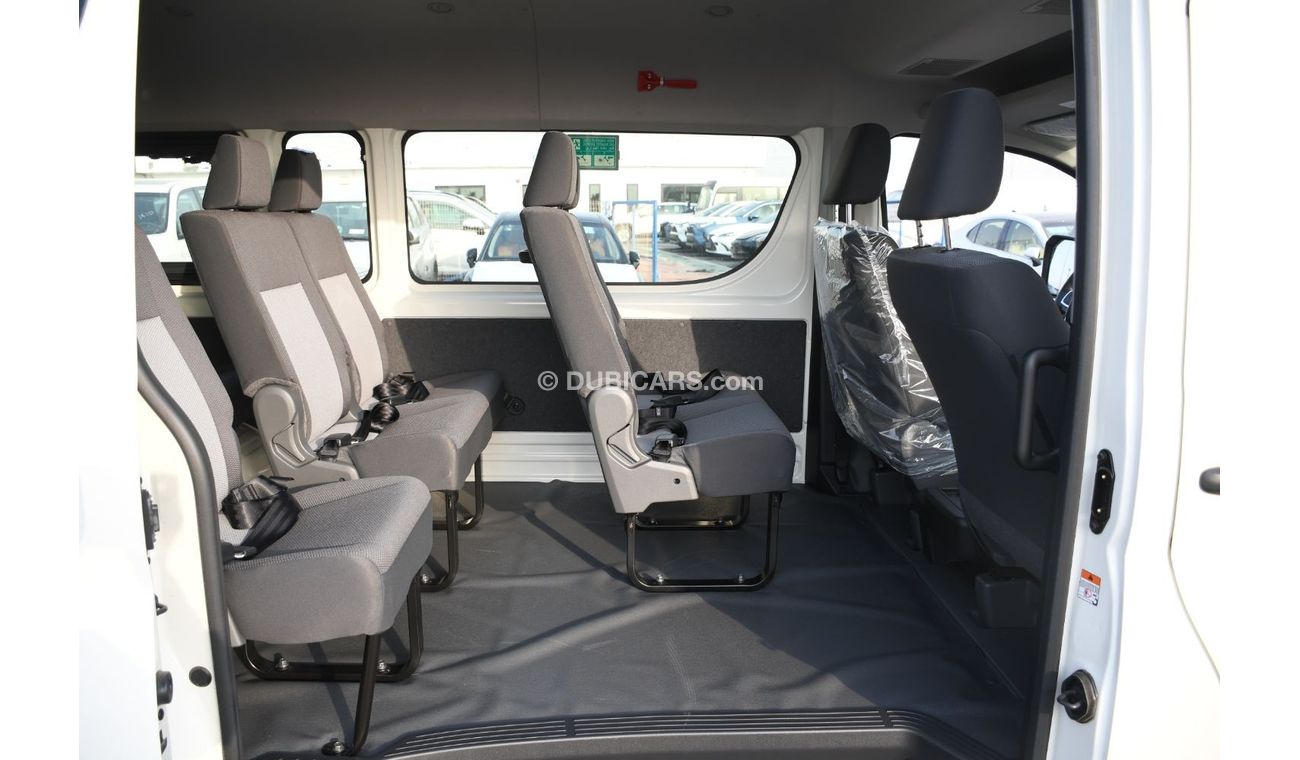 Toyota Hiace Hiace 3.5L AT 13 Seater