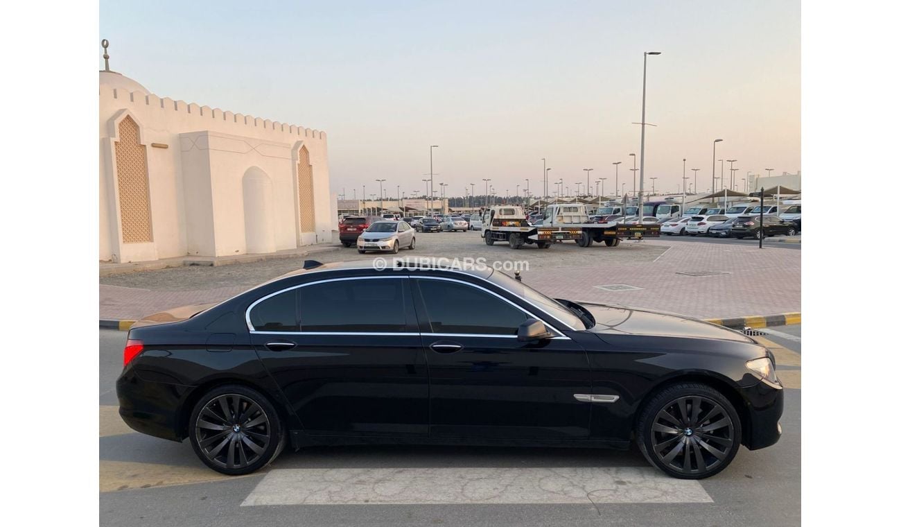 بي أم دبليو 740Li