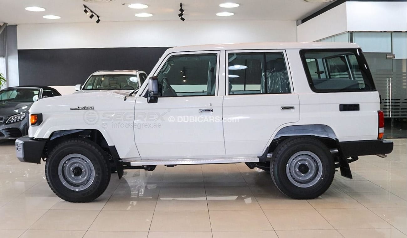 تويوتا لاند كروزر هارد توب LC76 4.2L Diesel 4WD 5M/T For Export