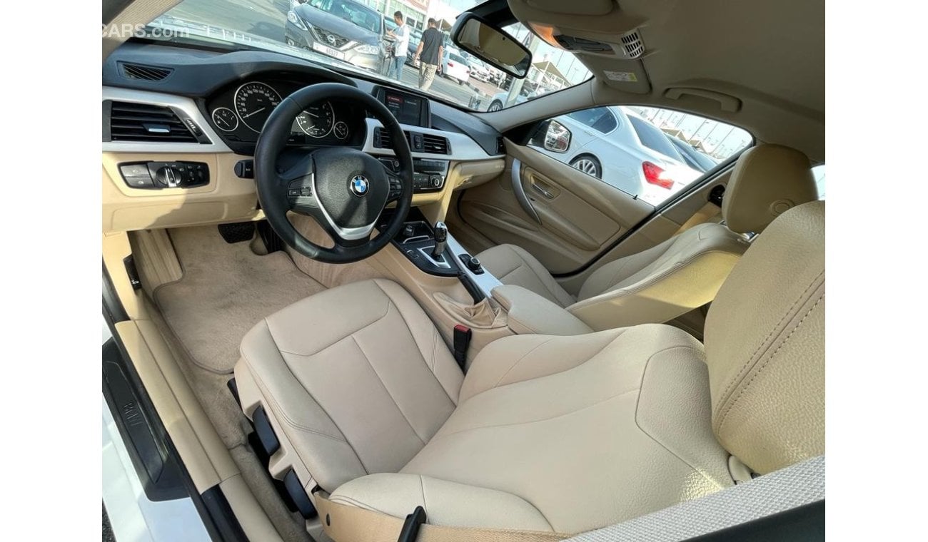 BMW 320i Exclusive BMW 320 _GCC_2018_Excellent Condition _Full option