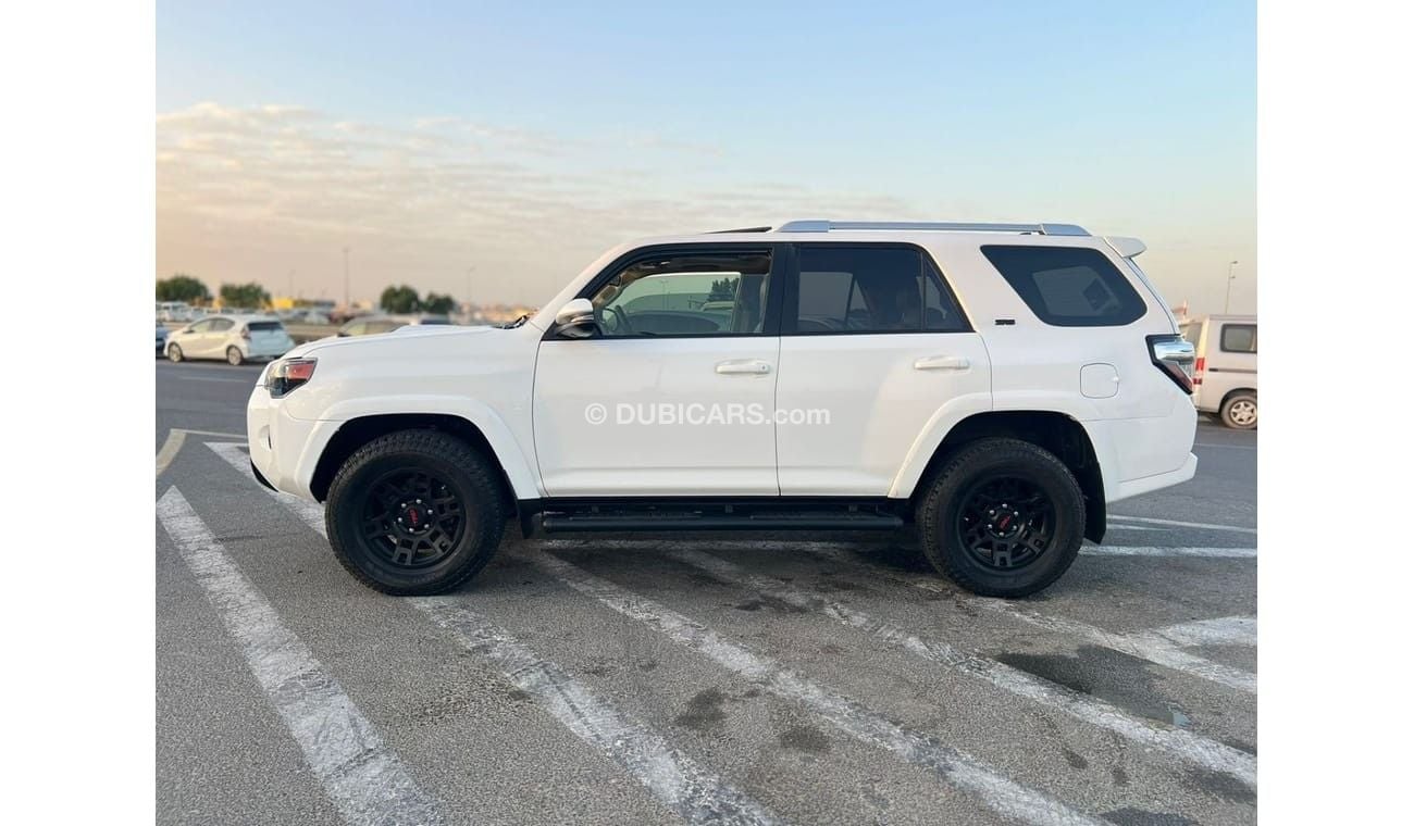 Toyota 4Runner 2018 Toyota 4runner, Sr5 Premium 4.0L V-6 DOHC, VVT- Leather & Electric  Seats - Sunroof