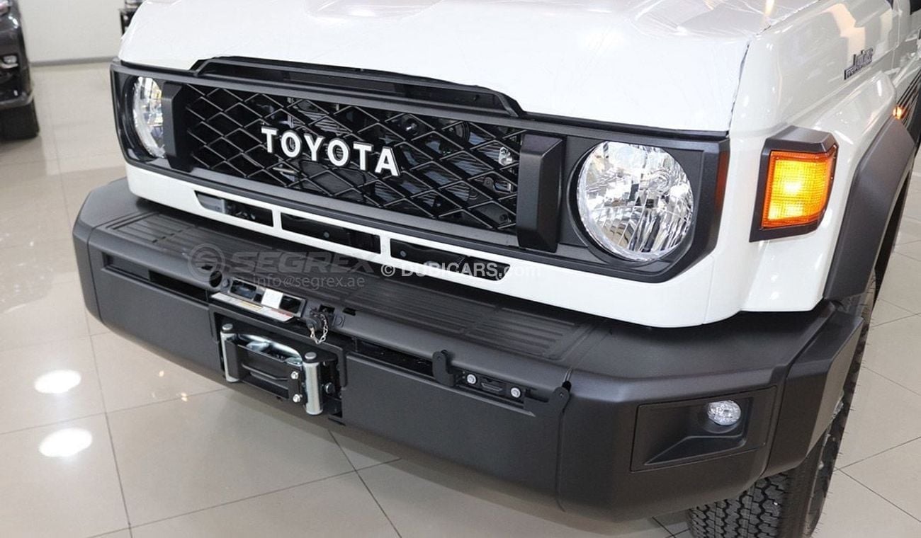 تويوتا لاند كروزر 70 2024 Model Toyota Land Cruiser 70, LC71, 4.0L Petrol 4WD 6A/T