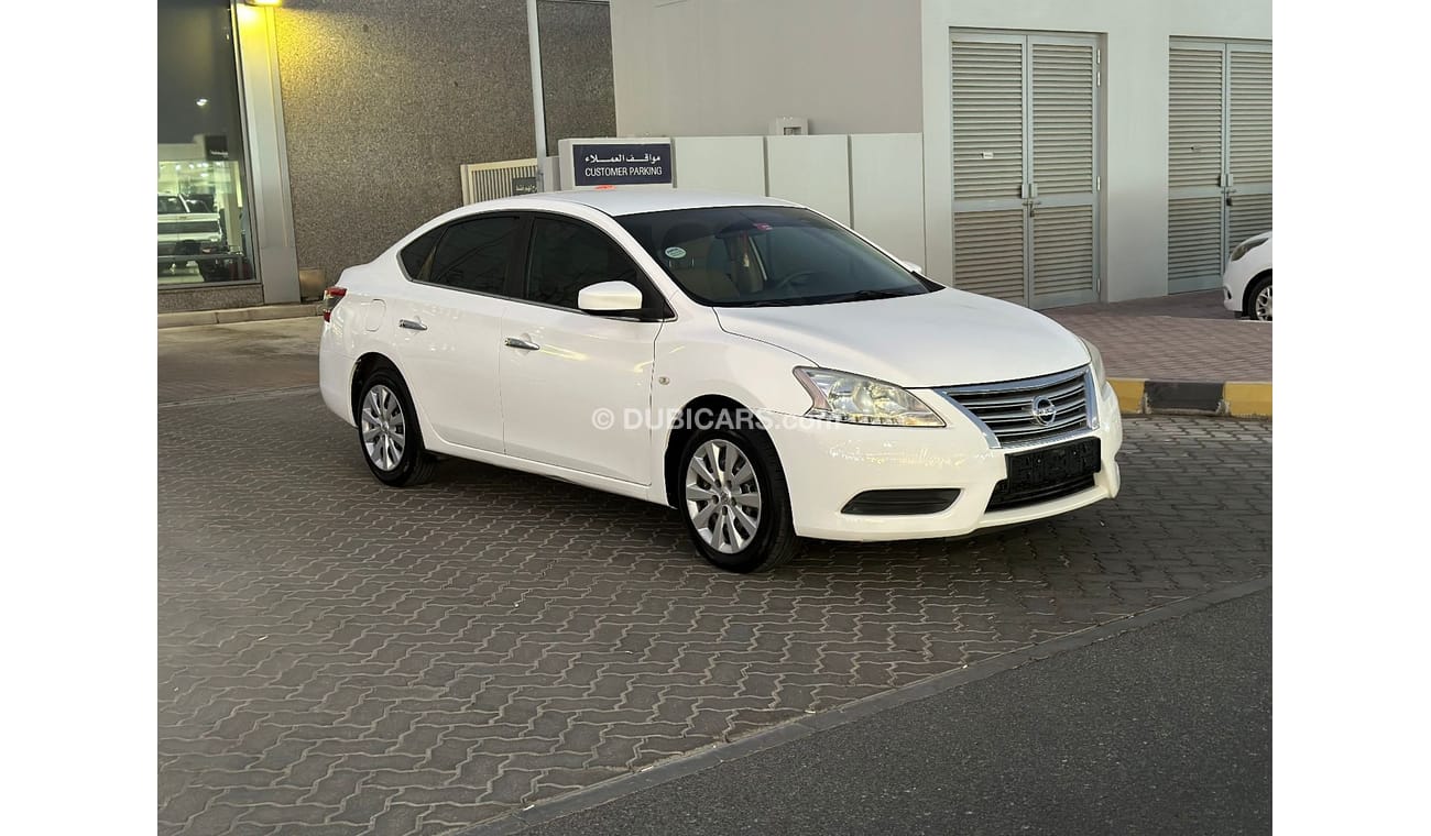 Nissan Sentra S 1.6L (113 HP)