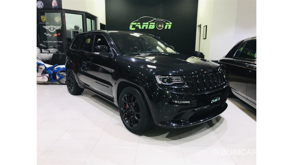 jeep grand cherokee srt 64l  2015  gcc  warranty till