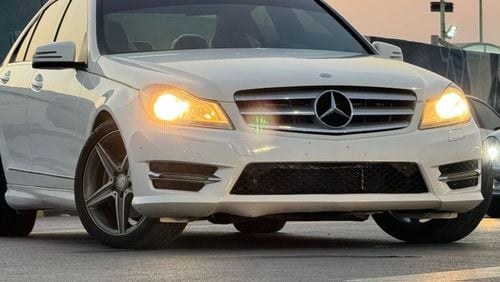 مرسيدس بنز C200 In excellent condition and requires no expenses