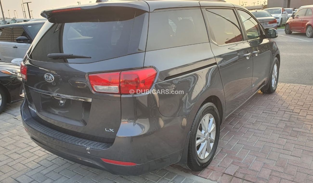 Kia Sedona Lx 3.3L 6V without accident