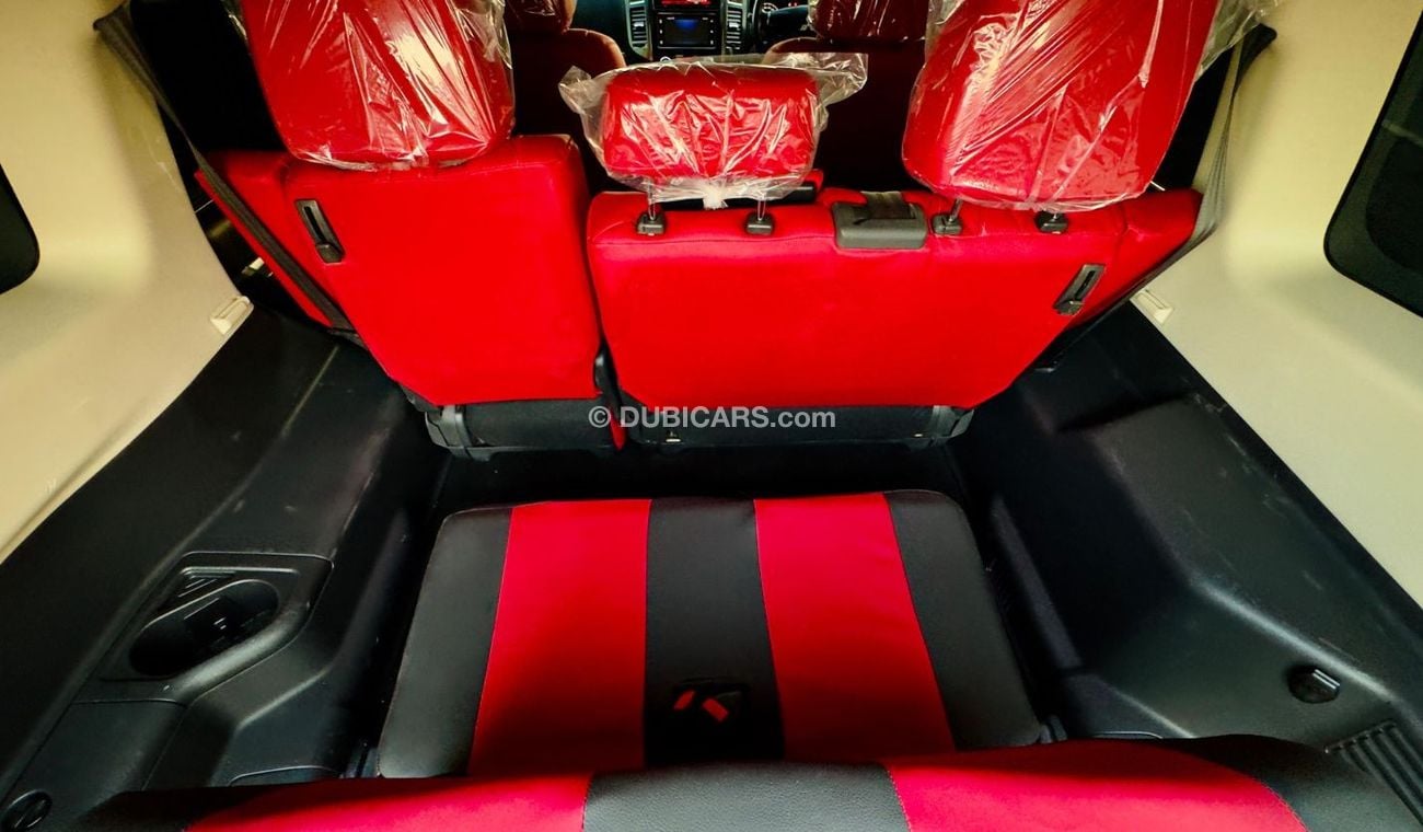 Mitsubishi Pajero PREMIUM CONDITION - 3.2L DIESEL ENGINE | RHD | PREMIUM LEATHER SEATS WITH PILLOW