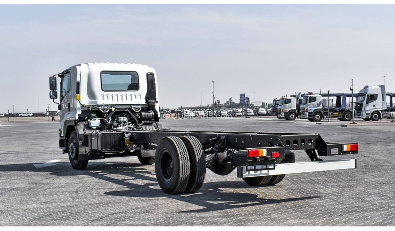 إيسوزو FVR Isuzu FVR Long chassis 11 TON Wide with Bed Cabin Chassis Truck 2024