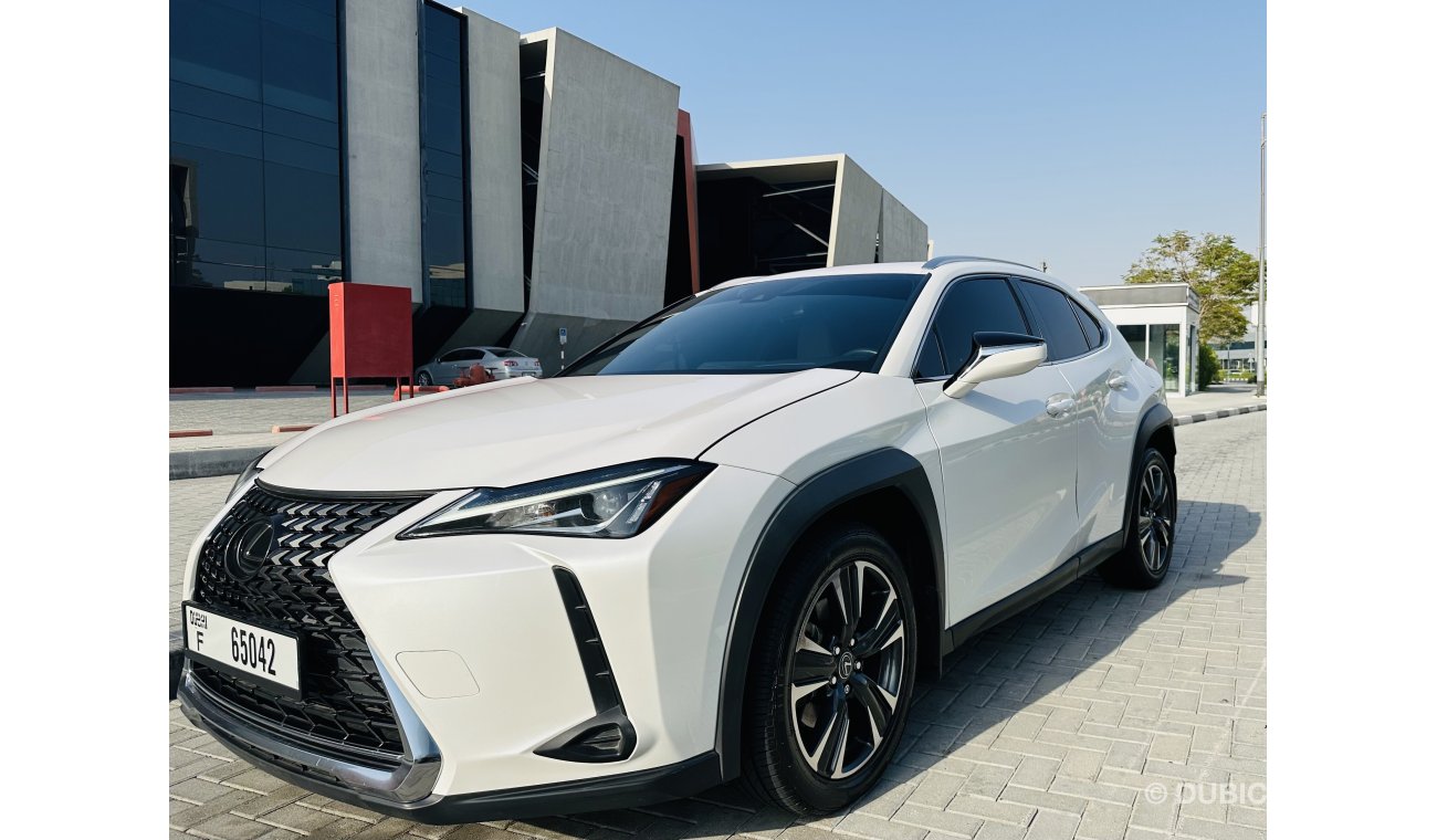 Lexus UX200