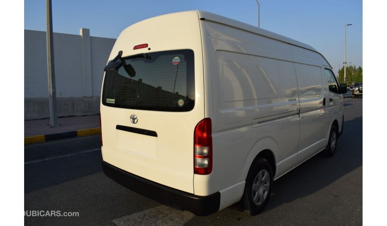 Toyota Hiace GLS - High Roof Toyota Hiace Highroof Van 2.7 ltr, model:2021. Excellent condition