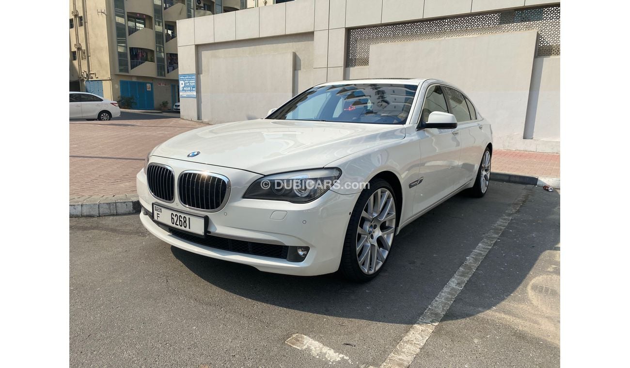 BMW 740Li v6