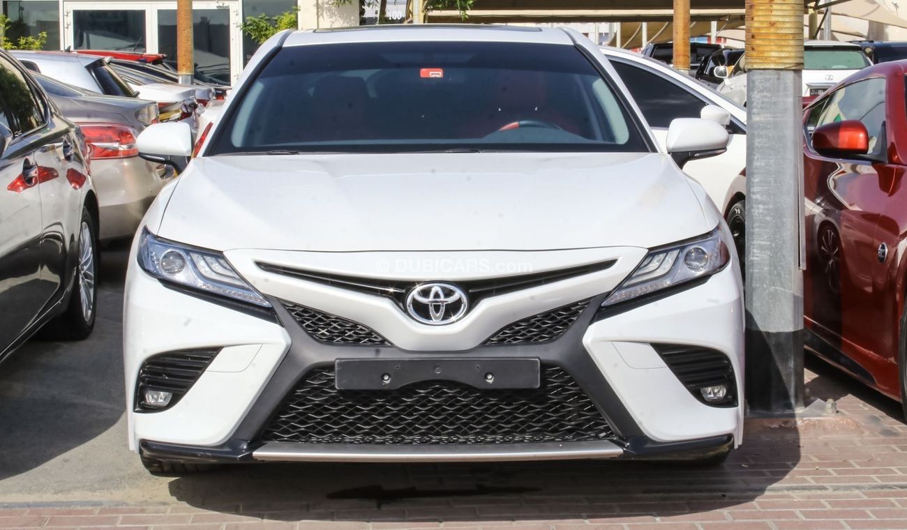 Used Toyota Camry Sport V6 2019 for sale in Sharjah - 302242