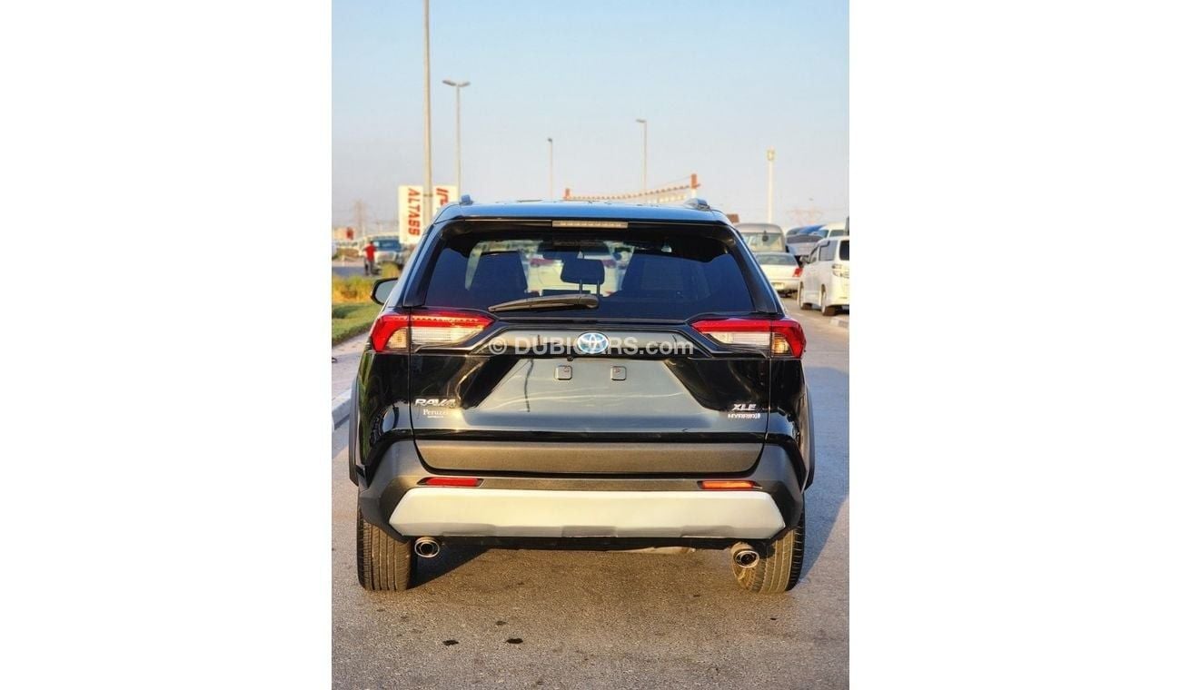 Toyota RAV4 Hybrid TOYOTA RAV4 XLE 2.5L