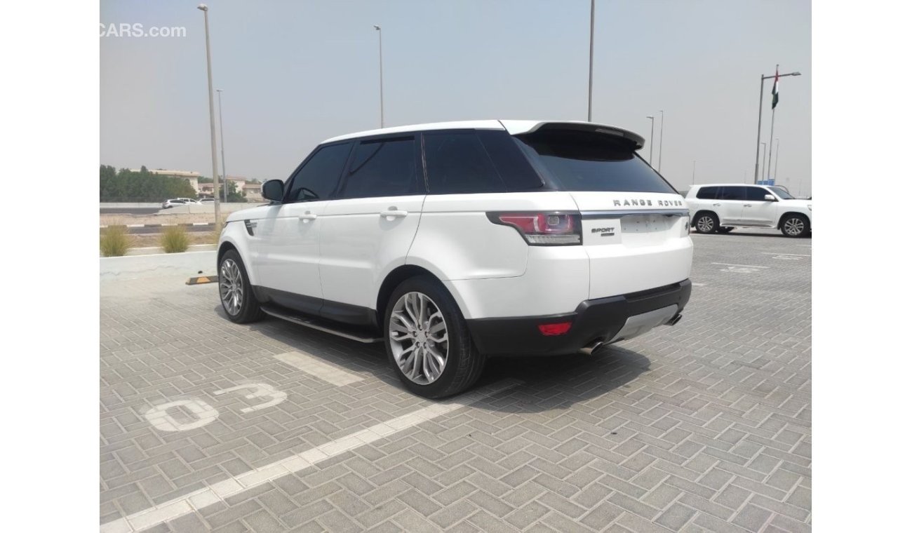 لاند روفر رانج روفر سبورت إتش أس إي Range rover sport HSE V6 Gcc full option