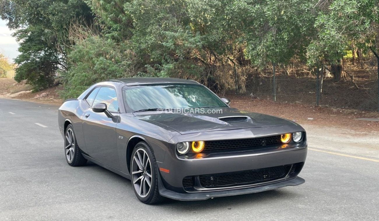 Dodge Challenger R/T 5.7L (370 HP)