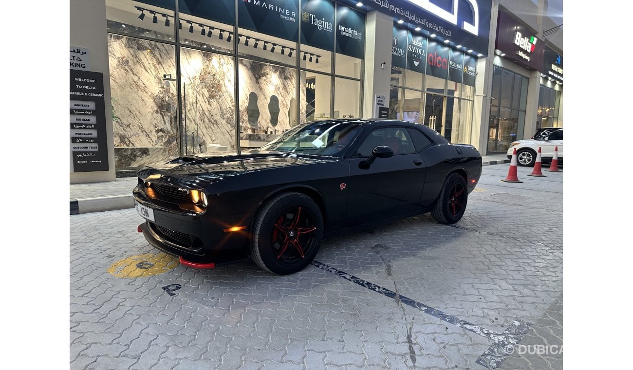 Dodge Challenger