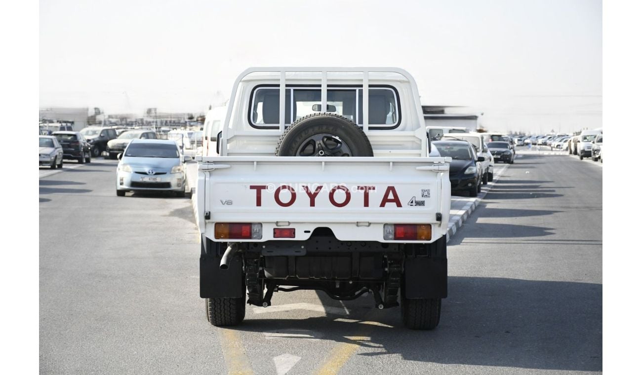 Toyota Land Cruiser Pick Up TOYOTA LAND CRUISER 79 DOUBLE CABIN 4.5 V8 DIESEL PICK-UP MANUAL TRANSMISSION WITH WINCH, DIFFERENTI