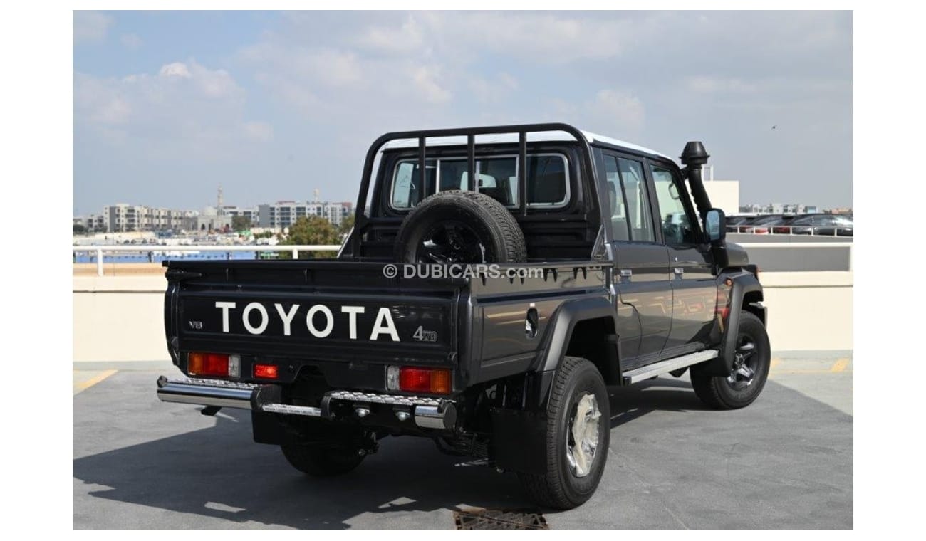 Toyota Land Cruiser Pick Up Double Cab V8 4.5L Manual Transmission