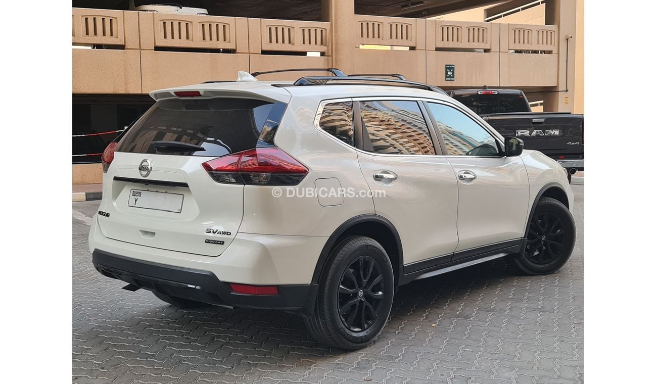 Nissan Rogue SV Midnight Edition