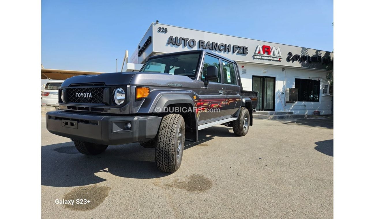 تويوتا لاند كروزر بيك آب 4.0L A/T Double Cabin