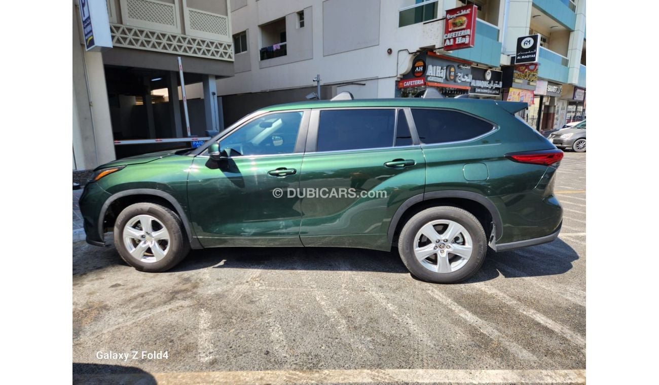 Toyota Highlander LE