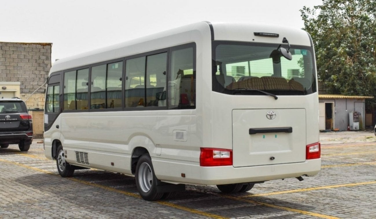 تويوتا كوستر LHD 4.2L Diesel 23 Seater DLX M/T 2024MY