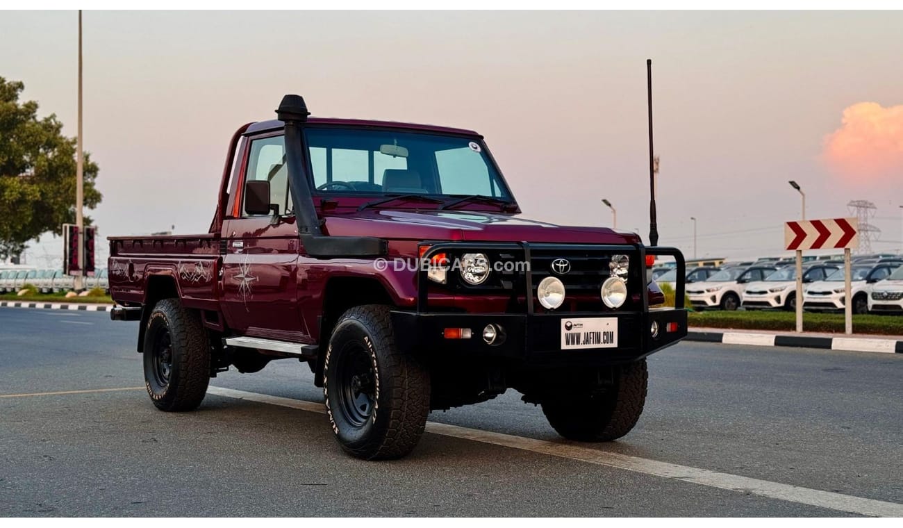 تويوتا لاند كروزر بيك آب SINGLE CABIN | 1991 | 4 X 4 | MANUAL TRANSMISSION | RHD | 4.2L DIESEL | PREMIUM BULL BAR