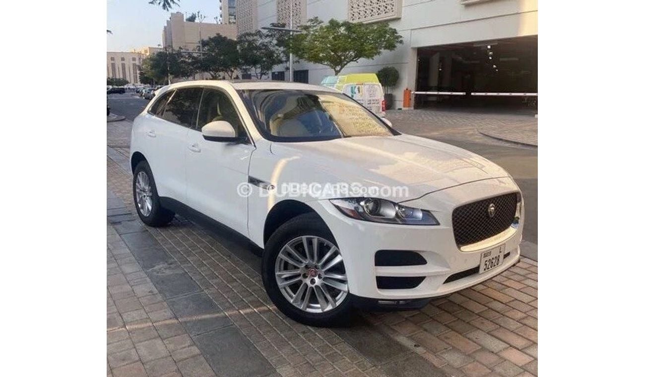 Jaguar F Pace