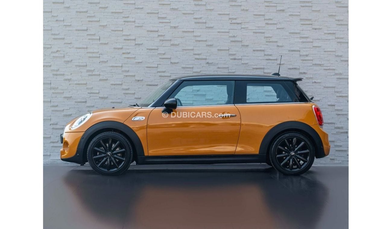 Mini Cooper S AED 1,101 PM • COOPER S JCW • OFFICIAL MINI AGENCY SERVICE PLAN UNTIL 27/02/2025