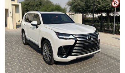 Lexus LX600