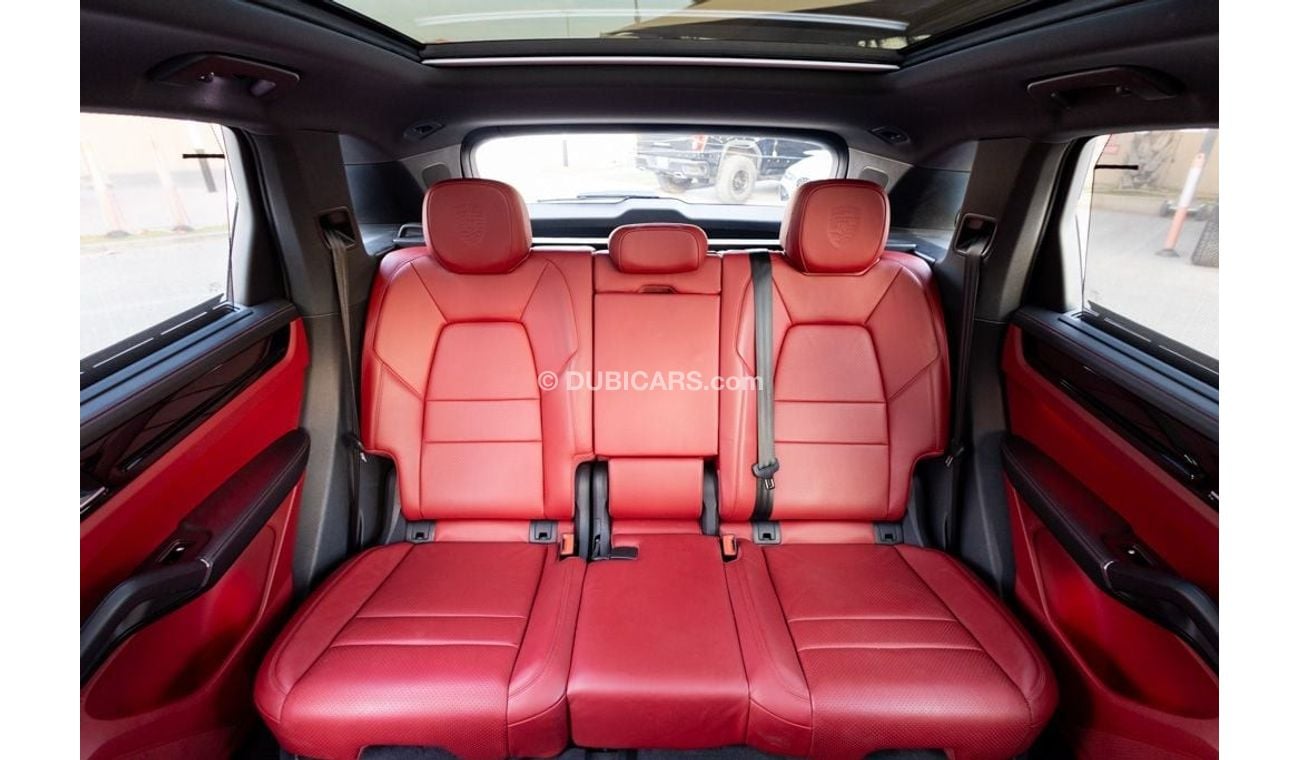 Porsche Cayenne Std 3.0L (340 HP) Porsche Cayenne 2020 GCC under Warranty with Flexible Down-Payment.