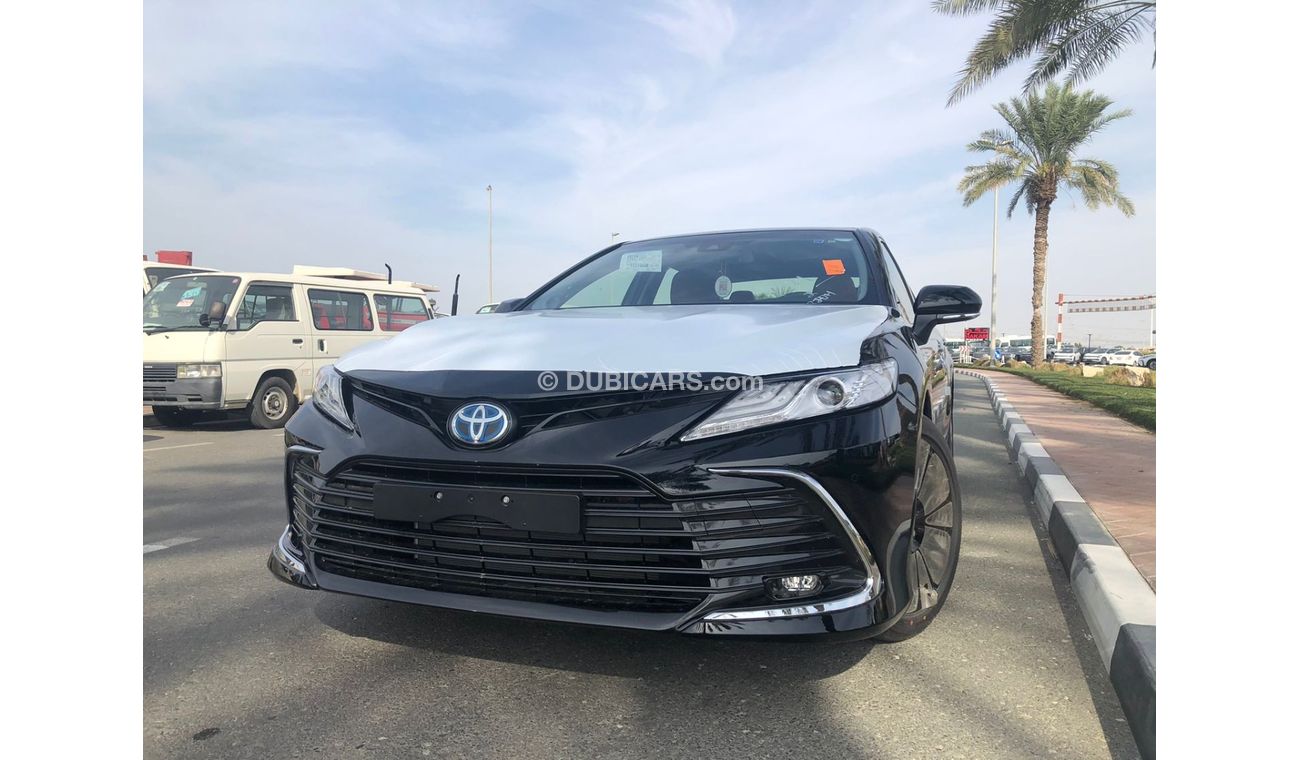 Toyota Camry TOYOTA_CAMERY_LUMIERE_2023_HYBRID_2.5L_AND_AVIALABLE_CAMERY_SE_V6_2022