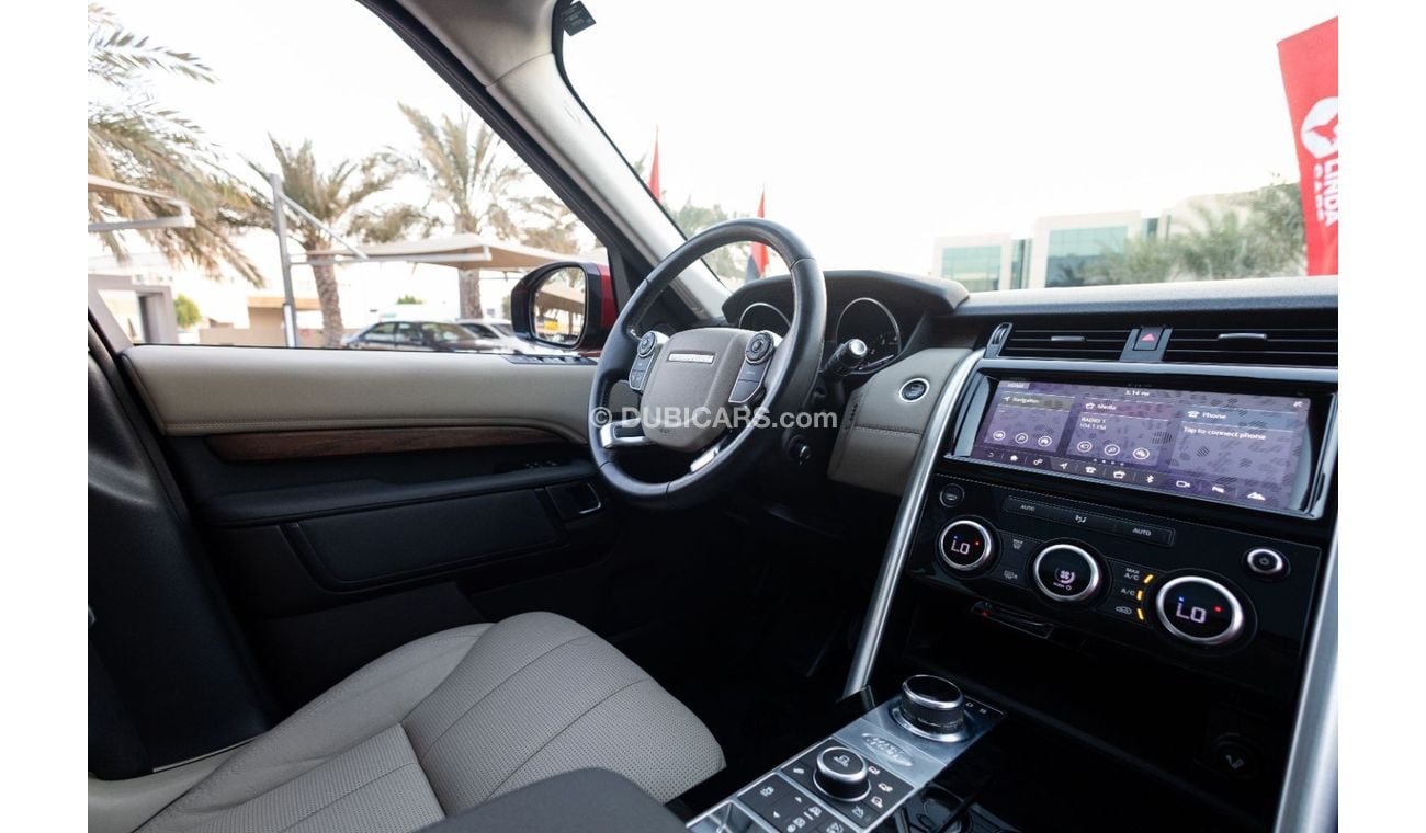 Land Rover Discovery HSE 3.0L (335 HP) Land Rover Discovery HSE Si6 (7SEATER) 2017 GCC under Warranty with Flexible Down-