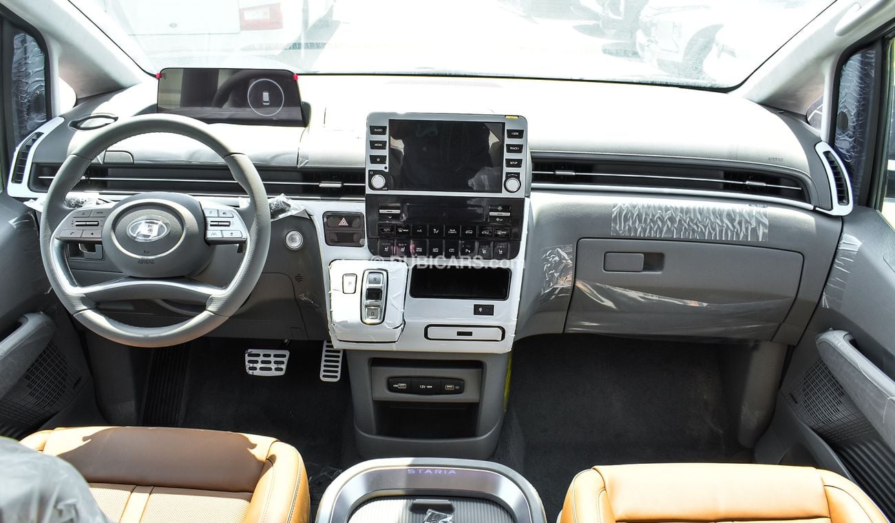 Hyundai Staria 3.5L