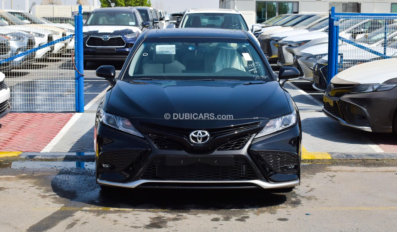 New Toyota Camry SE 2.5L 2022 for sale in Dubai - 549627