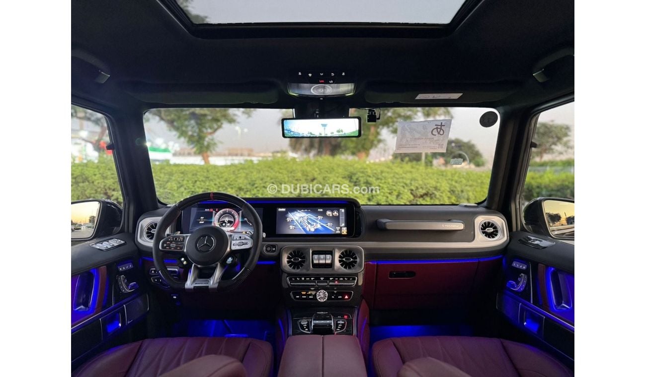 Mercedes-Benz G 63 AMG Double night package with full carbon finer inside