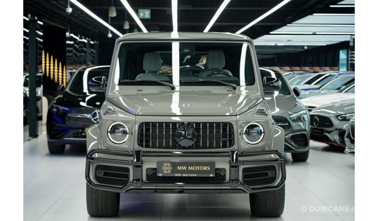 Mercedes-Benz G 63 AMG Premium + Mercedes-Benz G 63 Manufaktur | 2022 GCC 22k km | Agency Warranty | AMG