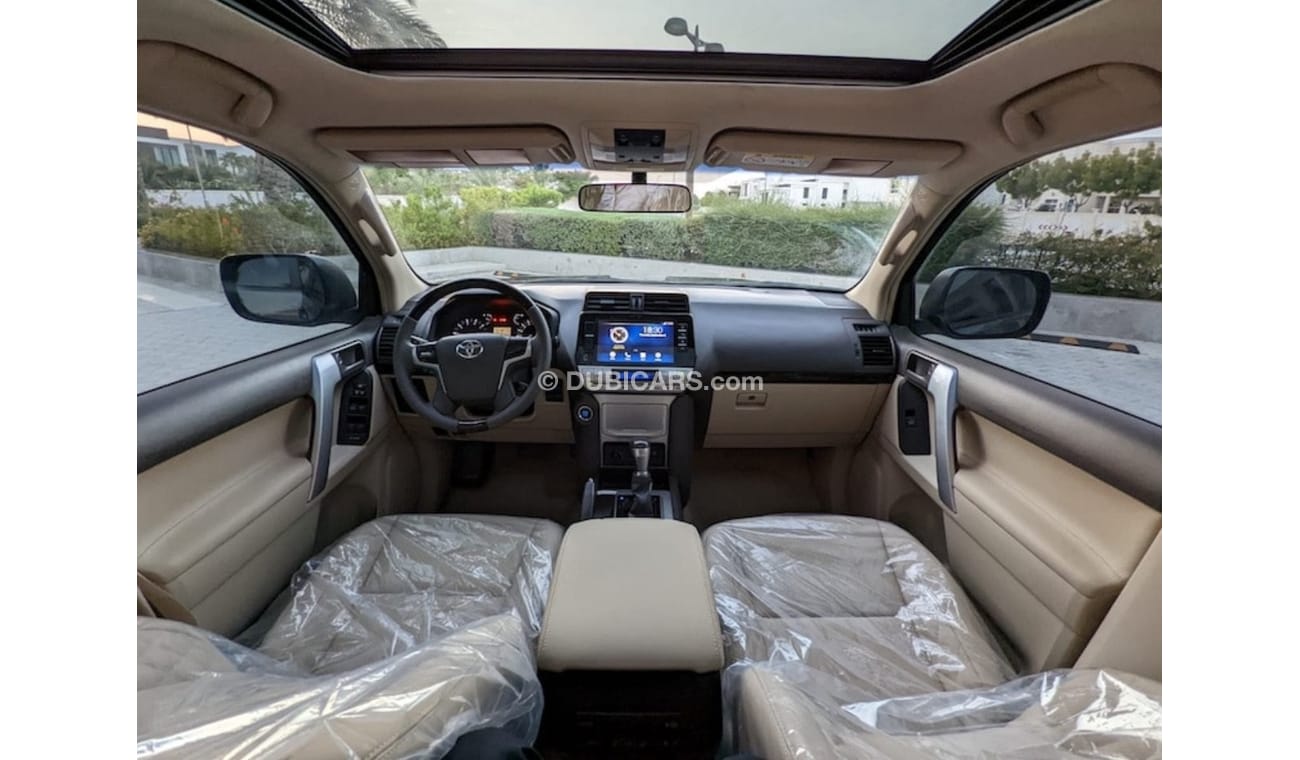 Toyota Prado Toyota Prado 2018 GXR V6 full Option sunroof gasoline