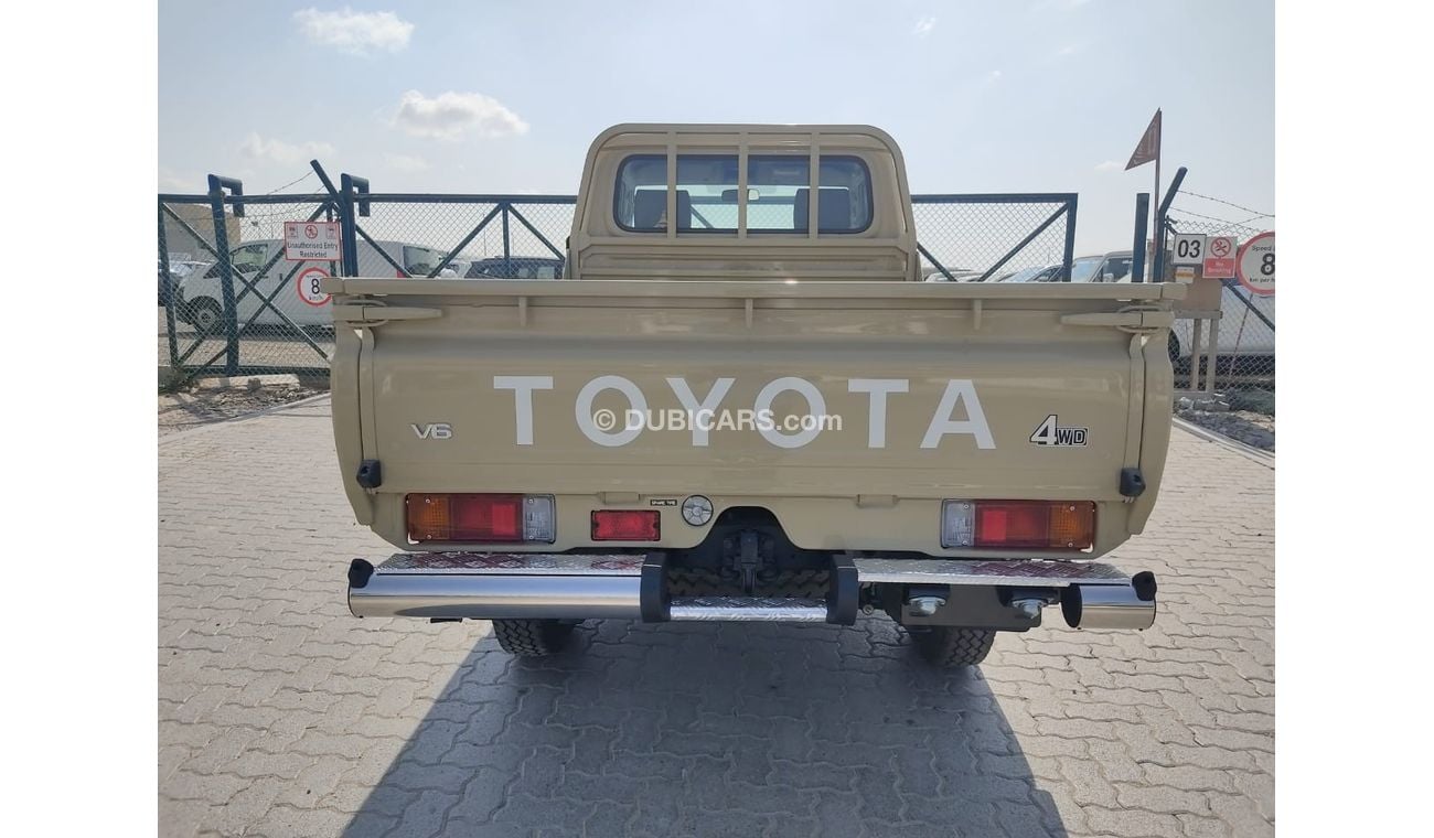 Toyota Land Cruiser Pick Up 79 SC 4.0L PETROL AUTOMATIC TRANSMISSION ( FOR RE-EXPORT ONLY )