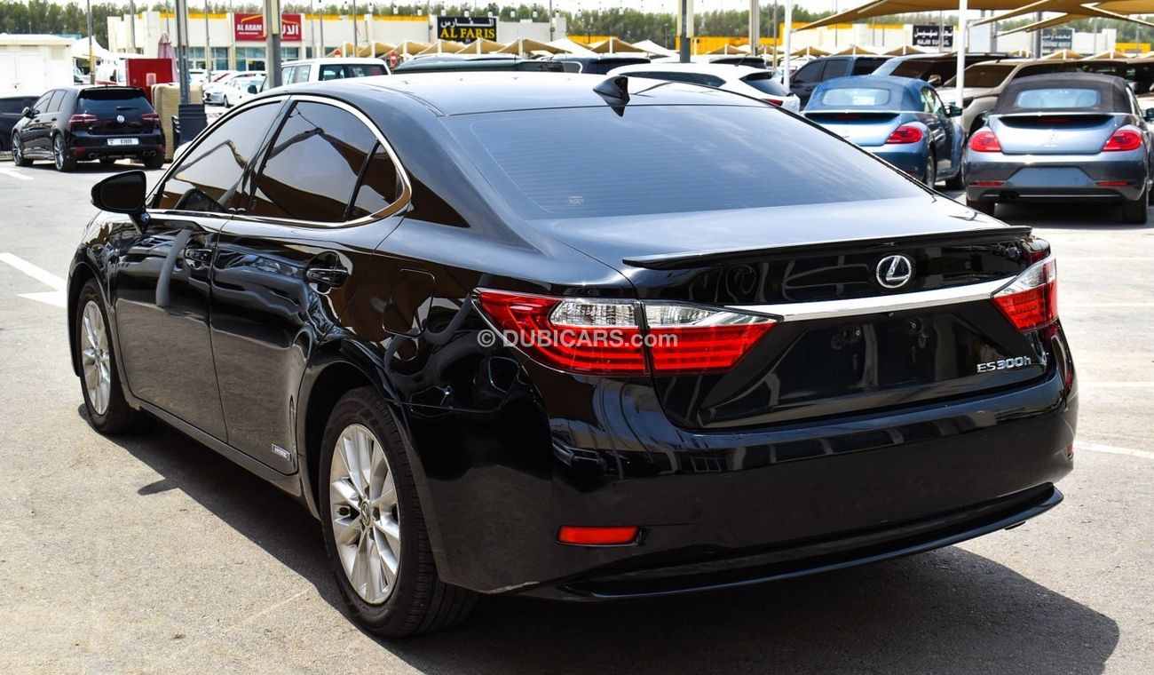 Lexus ES 300 Hybrid