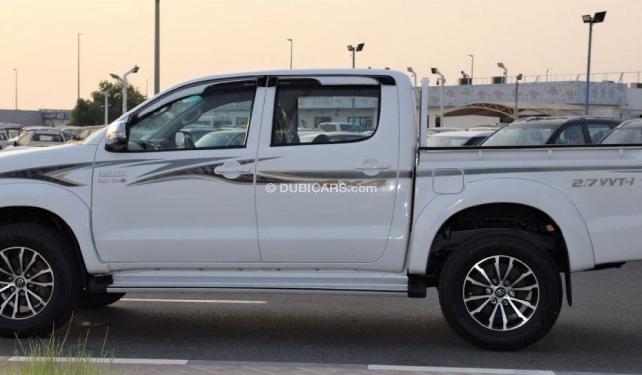 تويوتا هيلوكس 2014 Toyota Hilux pickup, 4dr, 3.0L 4Cyl diesel, manual, four wheel, right hand drive, Australian sp