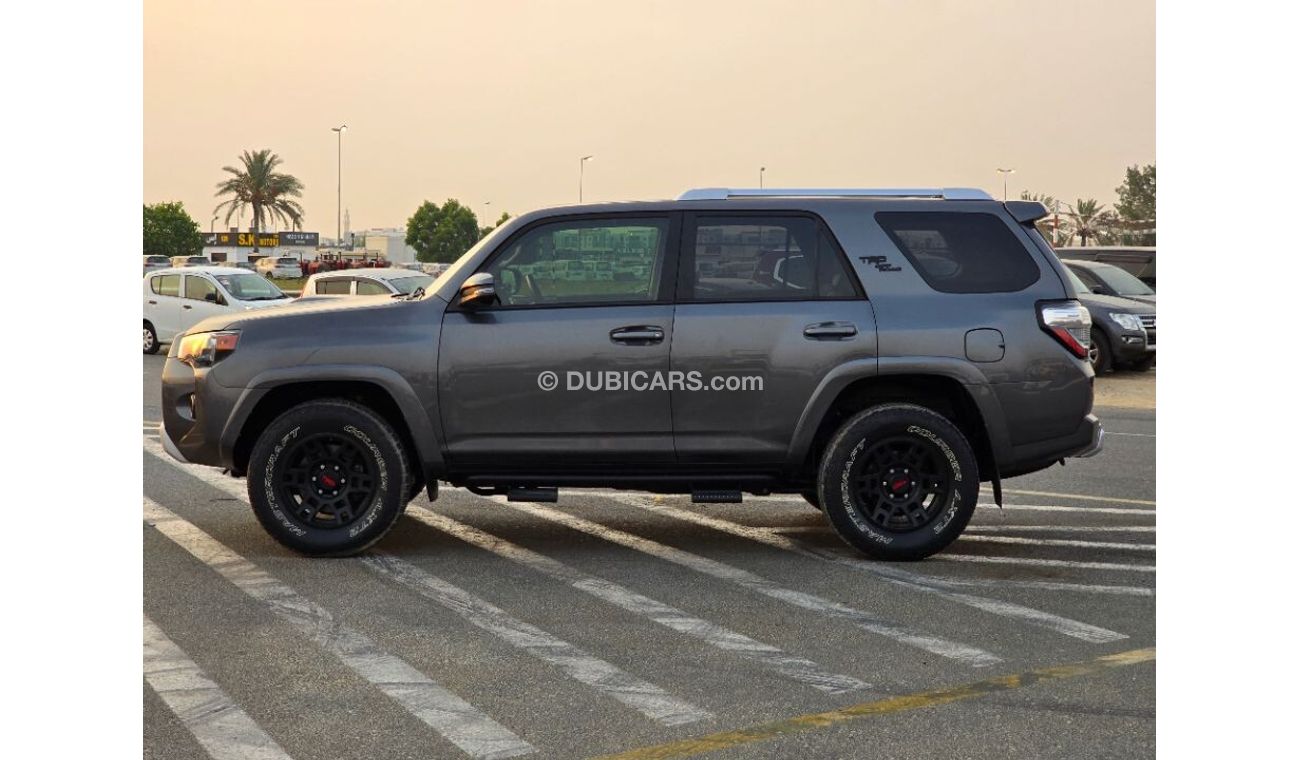 تويوتا Runner4 2018 TRD off road full option sunroof and original leather seats