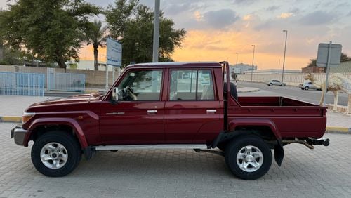 Toyota Land Cruiser Pick Up