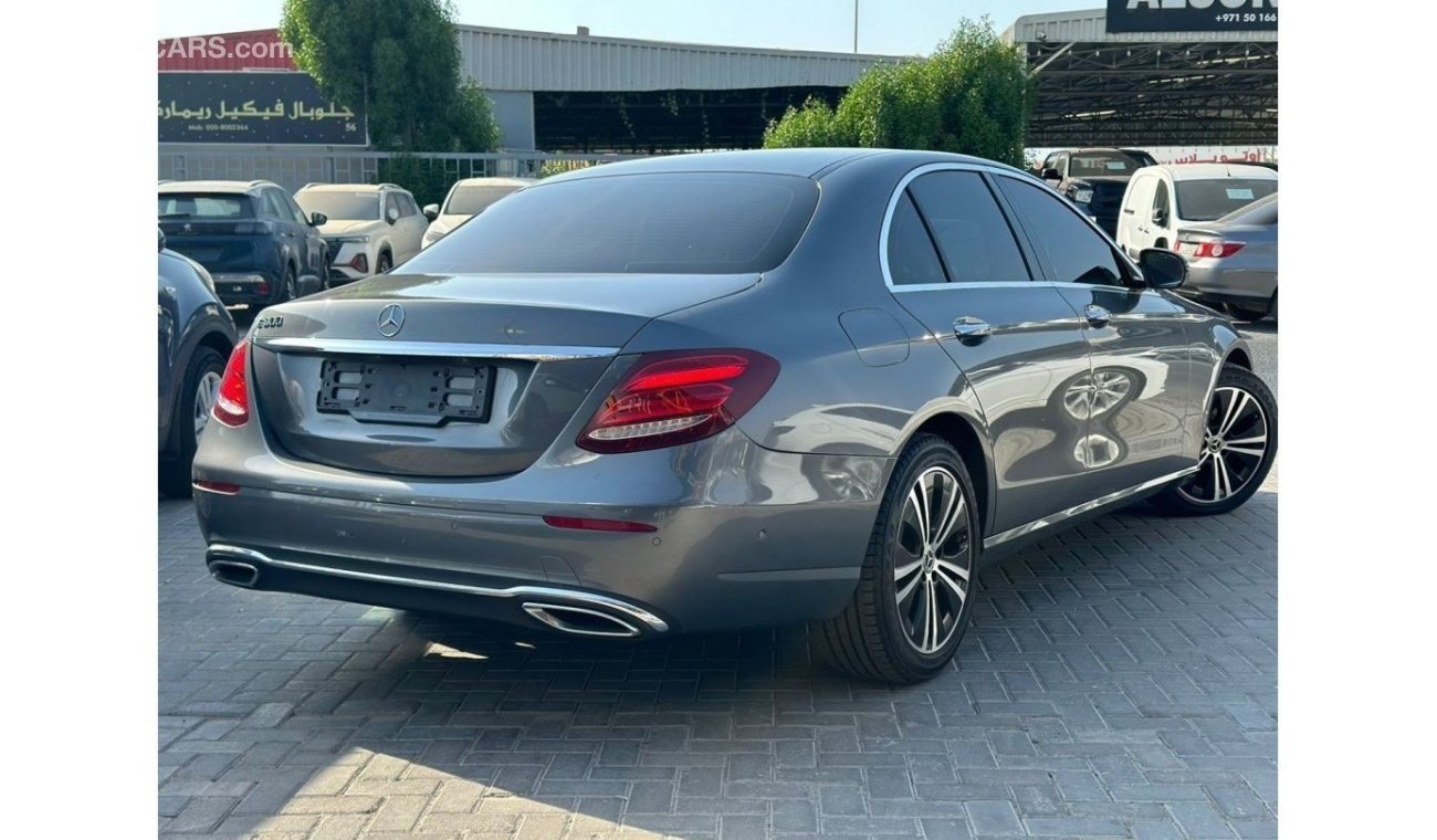 مرسيدس بنز E300 Mercedes Benz E300 2020 Korea Specs