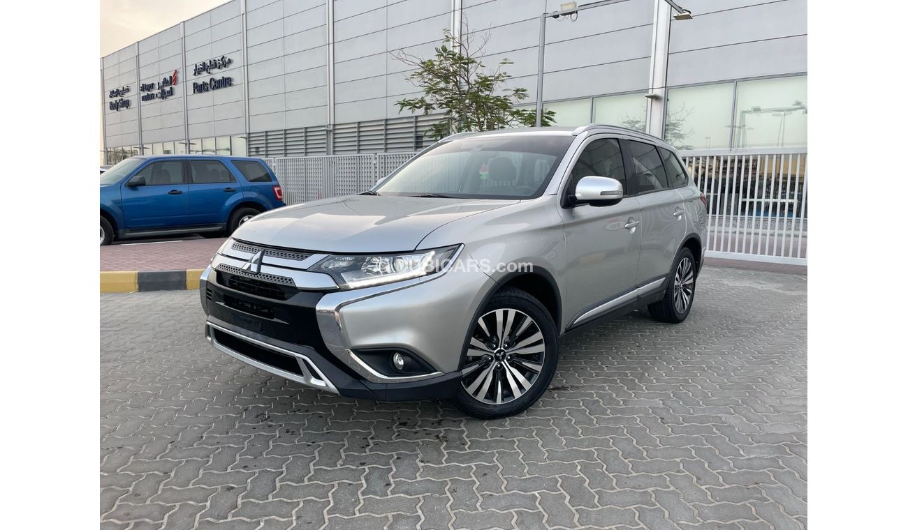 Mitsubishi Outlander GLS GCC