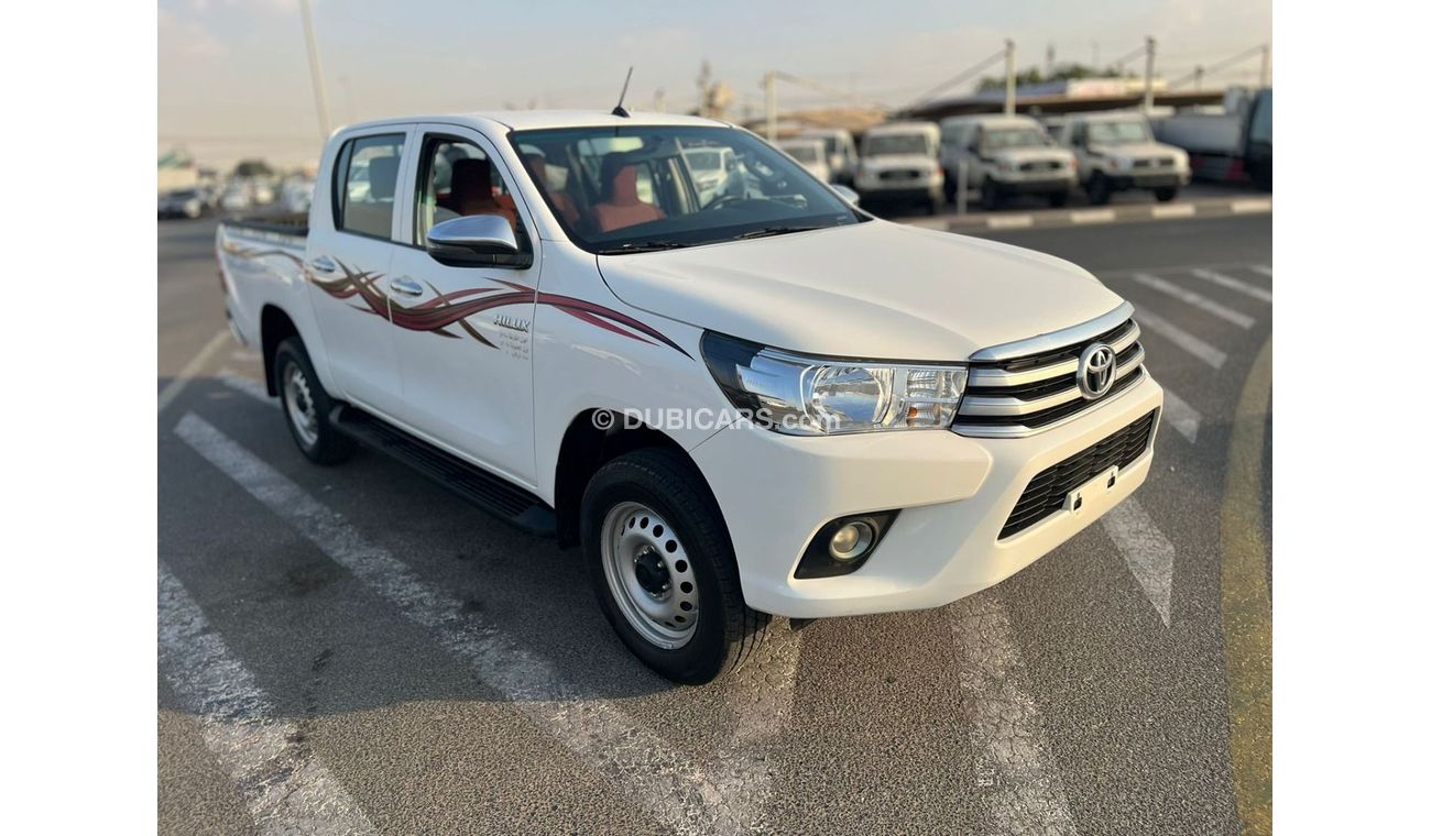 تويوتا هيلوكس 2021 TOYOTA HILUX 2.8L V4 **DIESEL** MANUAL TRANSMISSION  + POWER WINDOW + 4X4  - DOUBLE CABIN - wit